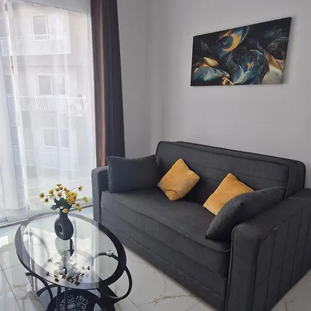 New 3bed And 3 Bath Location
